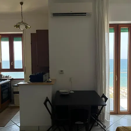 Casa Vista Mare 아파트 *